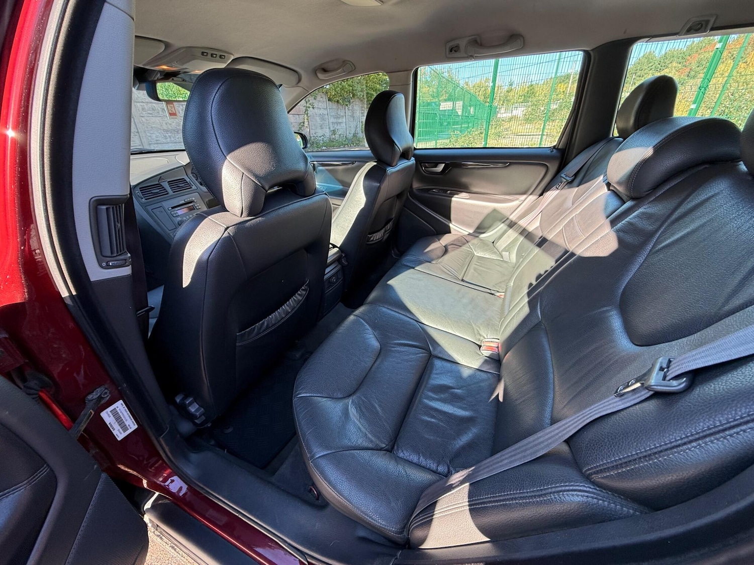 Used Volvo V70 2002 for sale - 76456635: Photo 17