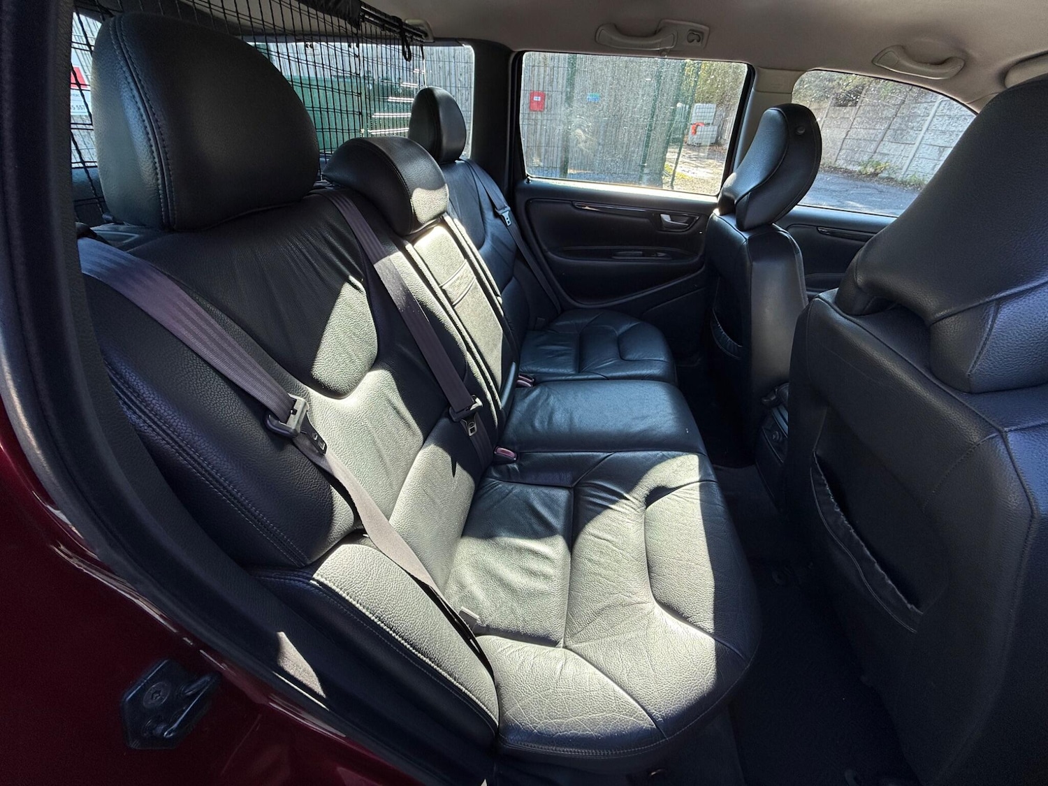 Used Volvo V70 2002 for sale - 76456635: Photo 18