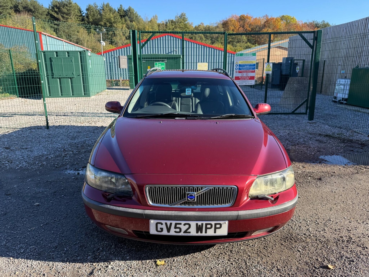 Used Volvo V70 2002 for sale - 76456635: Photo 2