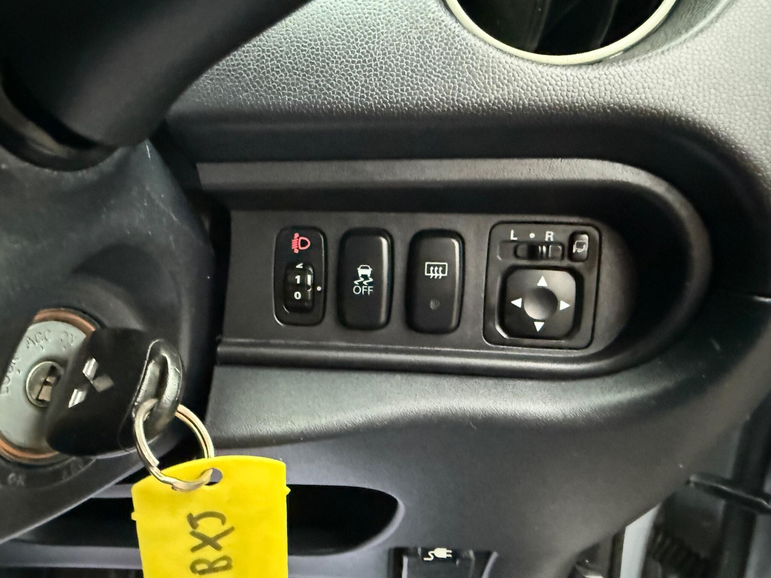 Used Mitsubishi i-MiEV 2011 for sale - 76591977: Photo 15