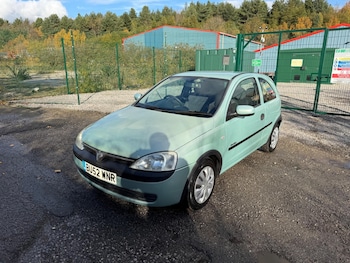 Used Vauxhall Corsa 2002 for sale - 76431998: Photo