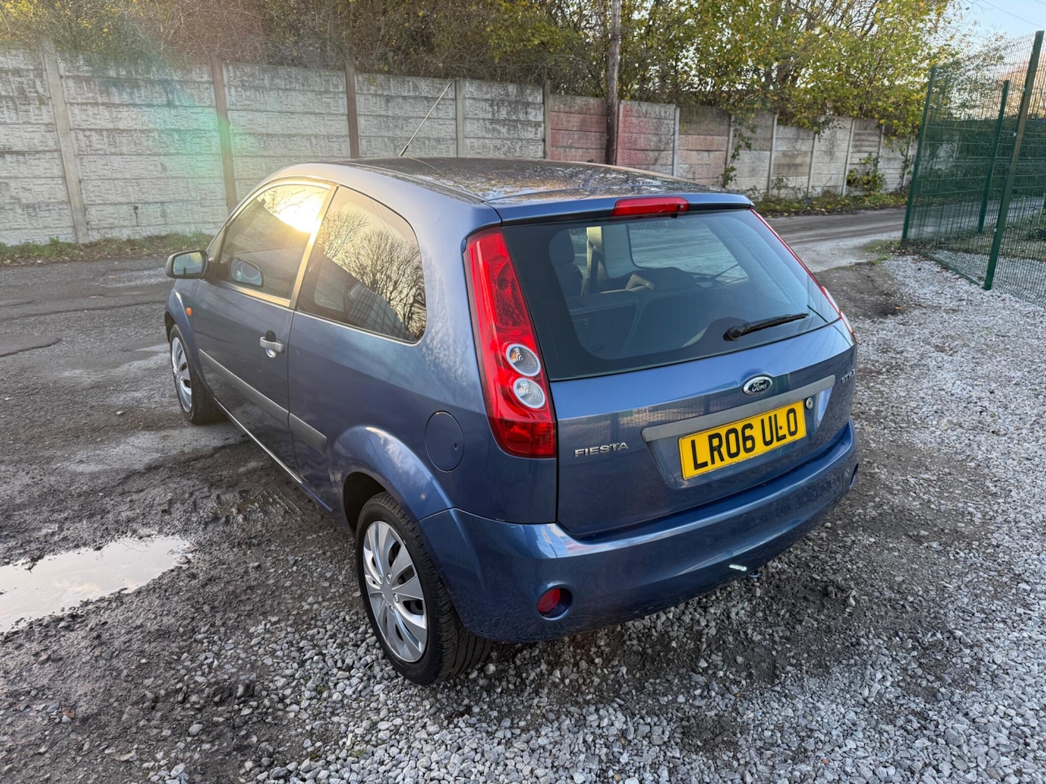 Used Ford Fiesta 2006 for sale - 76608035: Photo 4