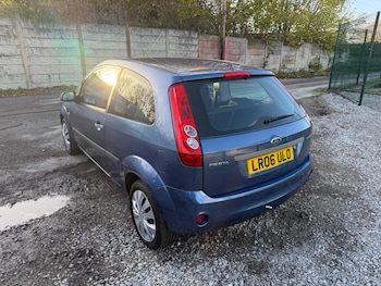 Used Ford Fiesta 2006 for sale - 76608035: Photo