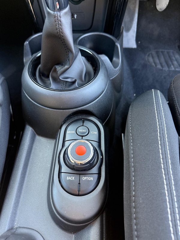 Used MINI Hatch 2019 for sale - 76109303: Photo 16