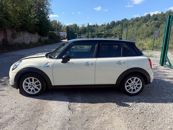 Used MINI Hatch 2019 for sale - 76109303: Photo 5