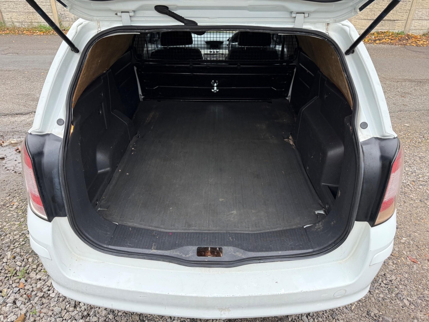 Used Vauxhall Astra Van 2007 for sale - 76512226: Photo 24