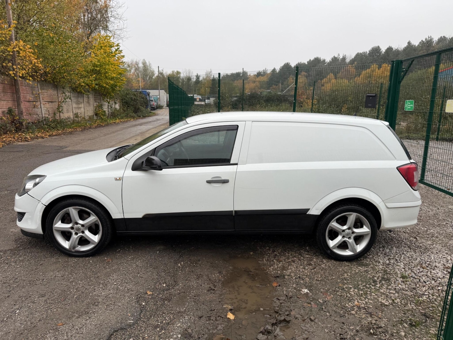 Used Vauxhall Astra Van 2007 for sale - 76512226: Photo 4