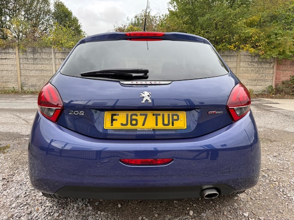 Used Peugeot 208 2017 for sale - 76189590: Photo 10