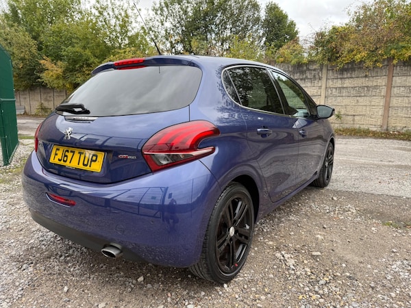 Used Peugeot 208 2017 for sale - 76189590: Photo 13