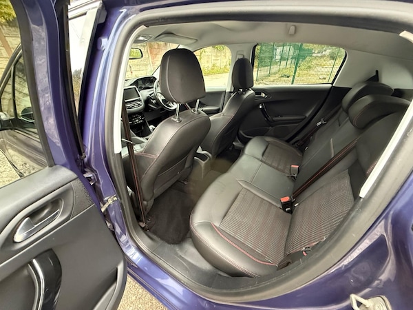 Used Peugeot 208 2017 for sale - 76189590: Photo 22