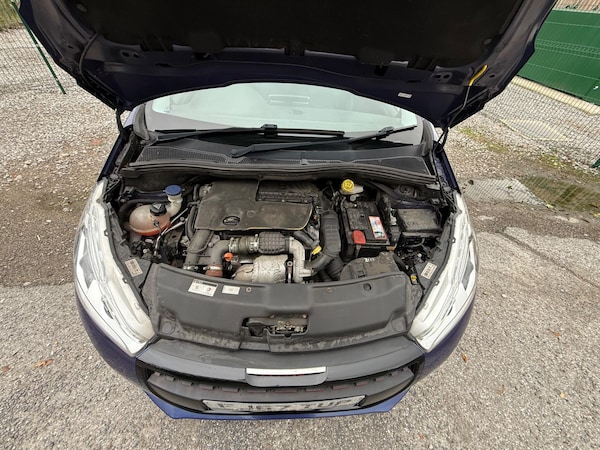 Used Peugeot 208 2017 for sale - 76189590: Photo 28