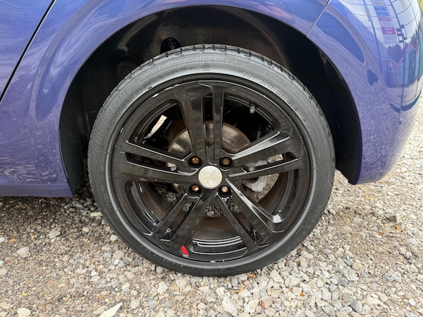 Used Peugeot 208 2017 for sale - 76189590: Photo 31