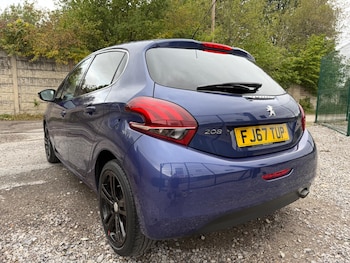 Used Peugeot 208 2017 for sale - 76189590: Photo 4