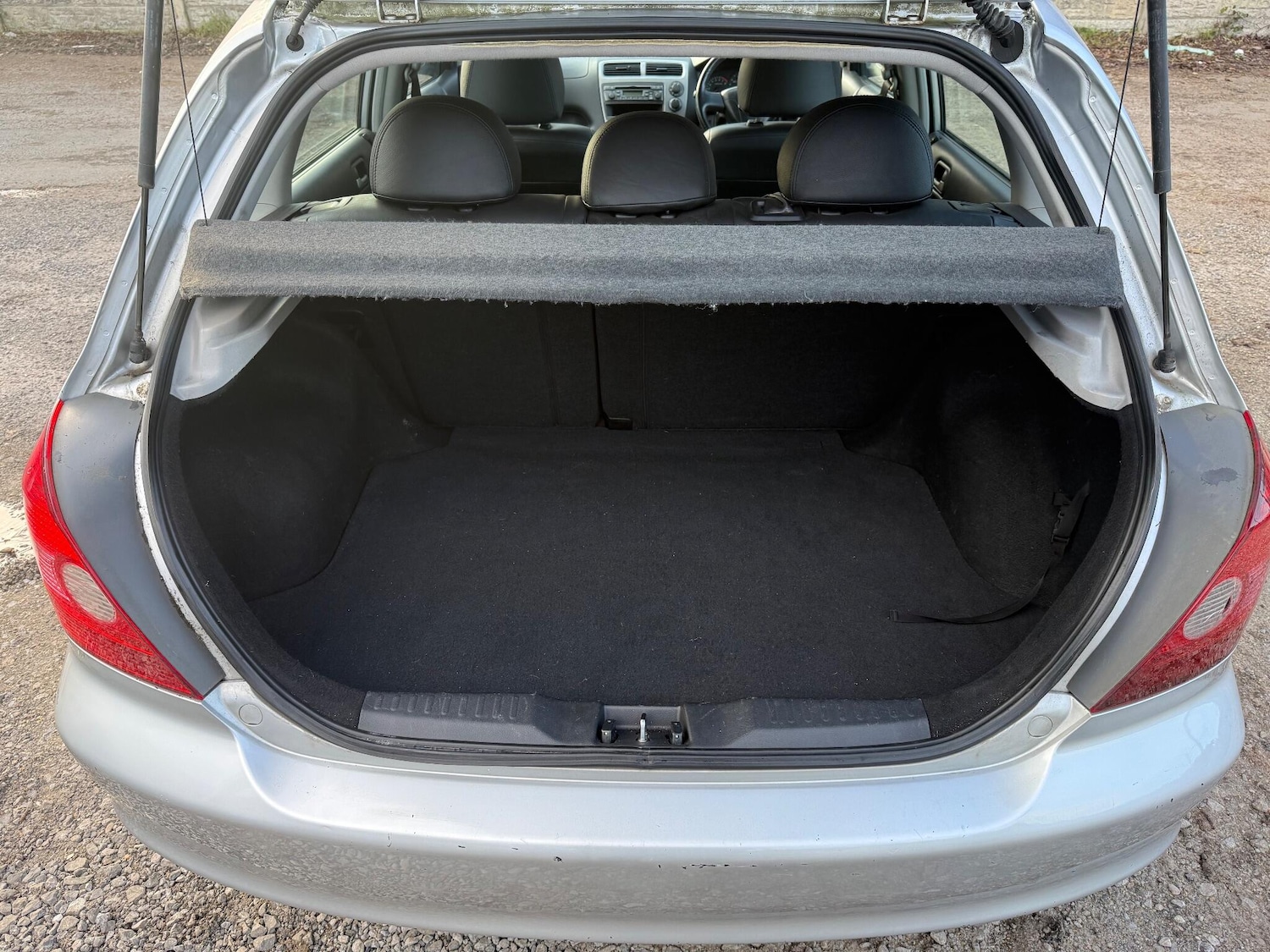 Used Honda Civic 2002 for sale - 77351961: Photo 30