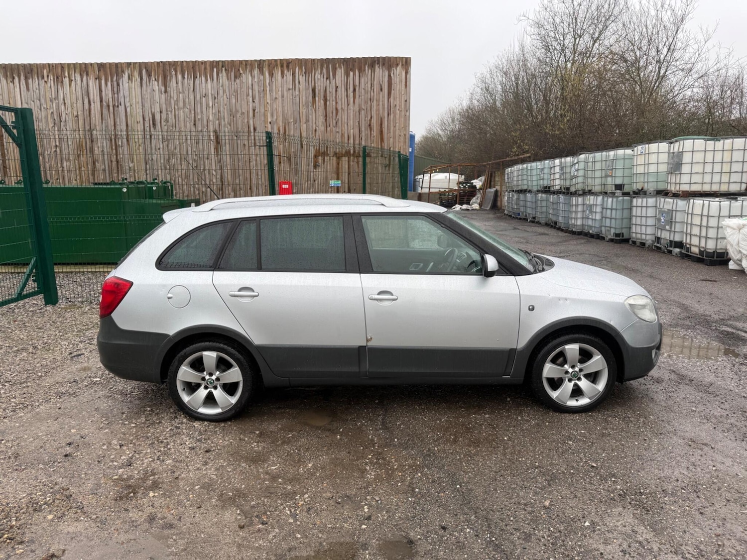 Used Skoda Fabia 2010 for sale - 77387769: Photo 7