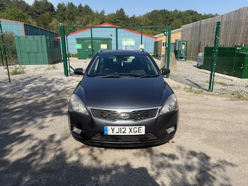 Used Kia Ceed 2018 for sale - 75949972: Photo