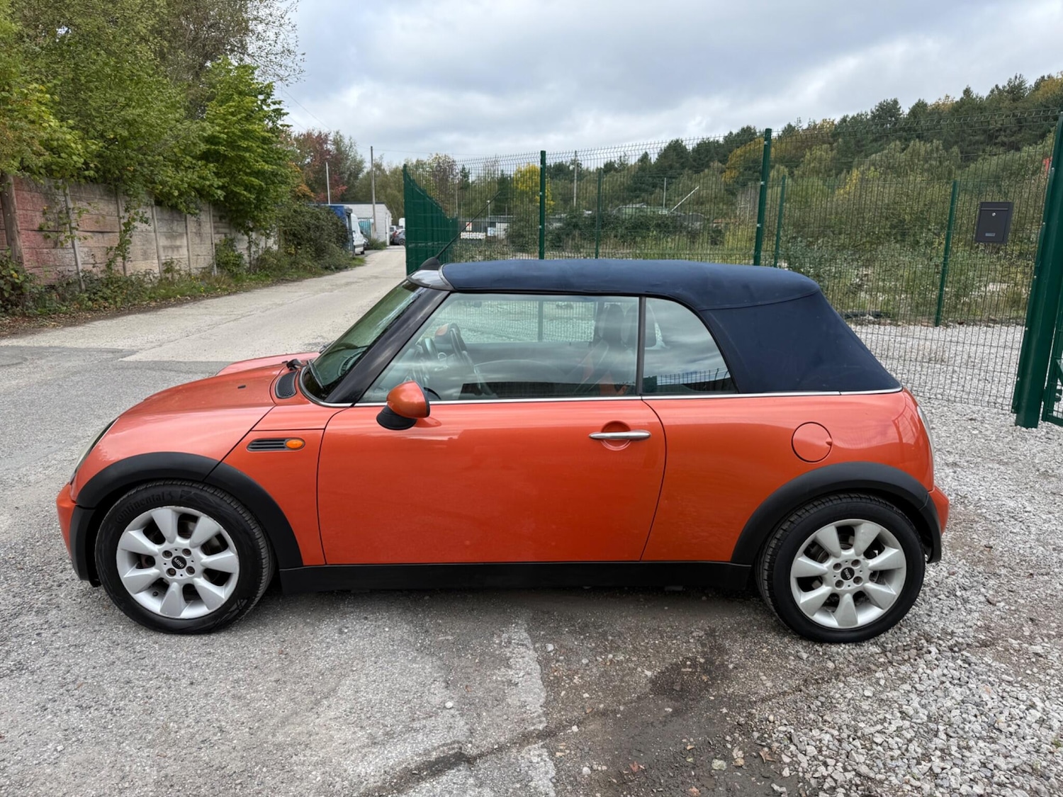 Used MINI Convertible 2006 for sale - 77108998: Photo 14
