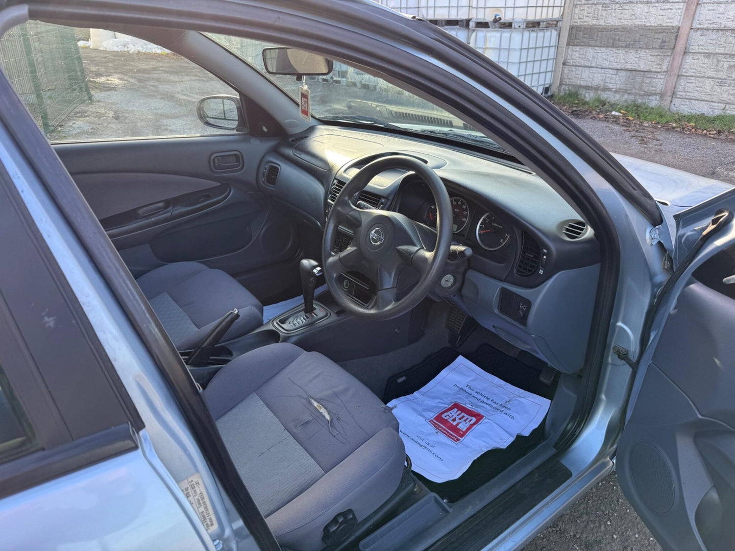 Used Nissan Almera 2004 for sale - 76645049: Photo 14