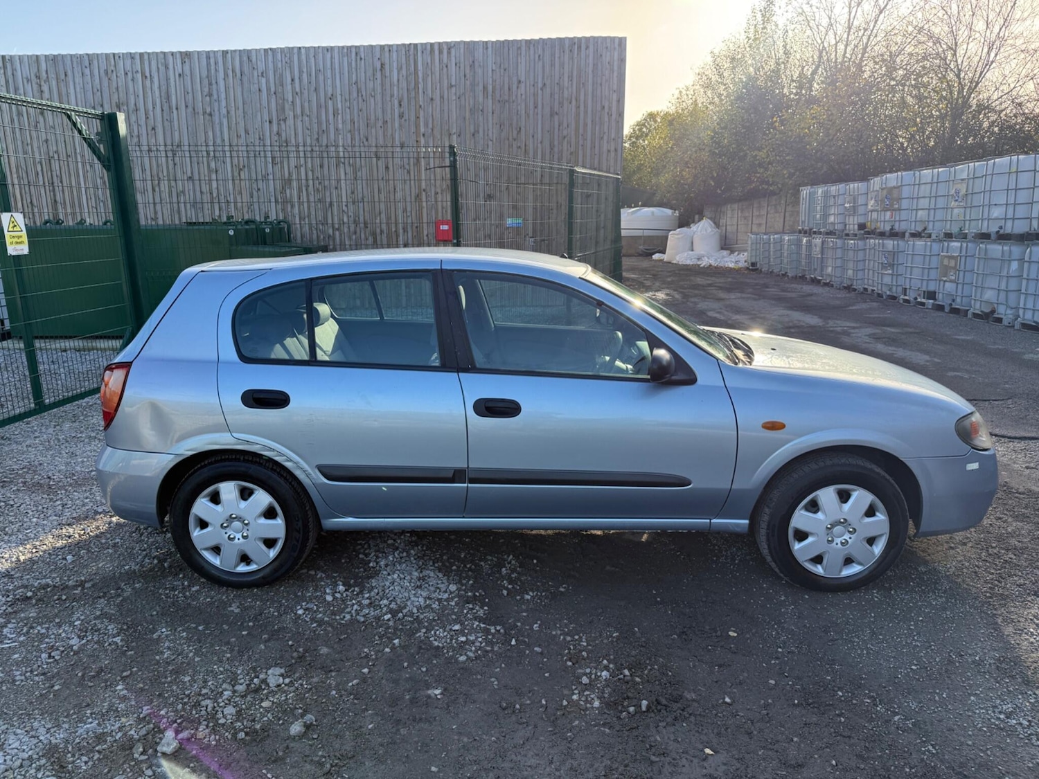 Used Nissan Almera 2004 for sale - 76645049: Photo 9