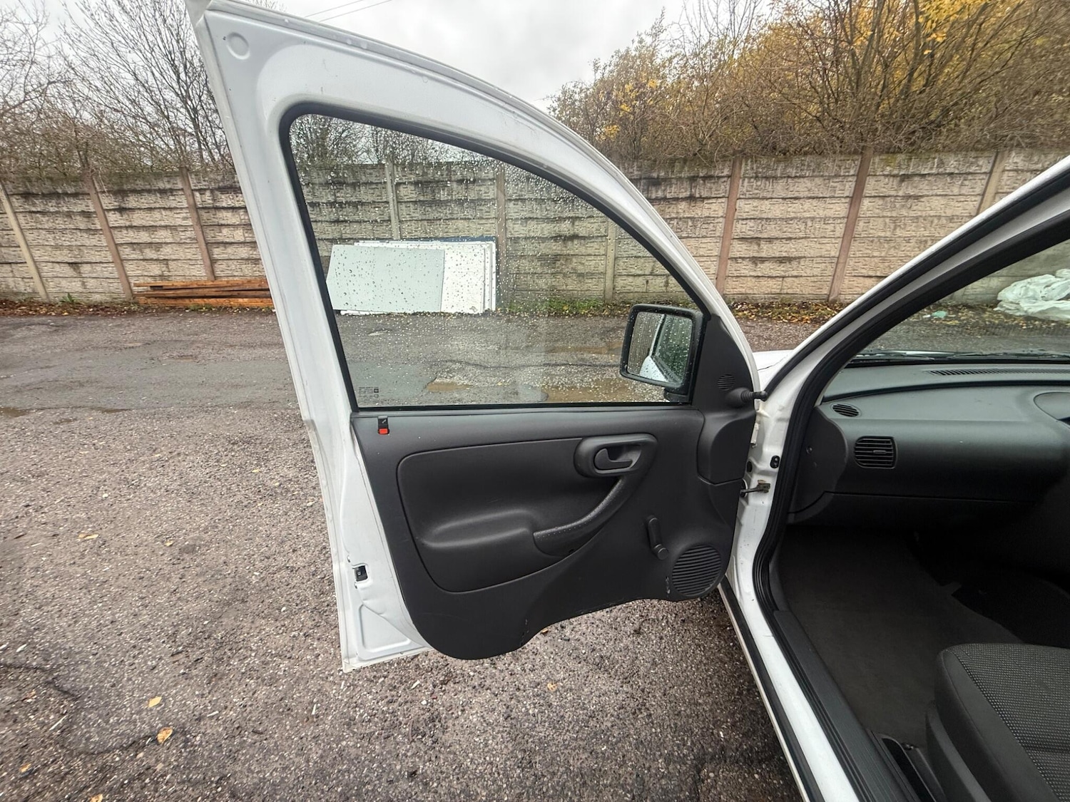 Used Vauxhall Combo 2010 for sale - 76765481: Photo 22
