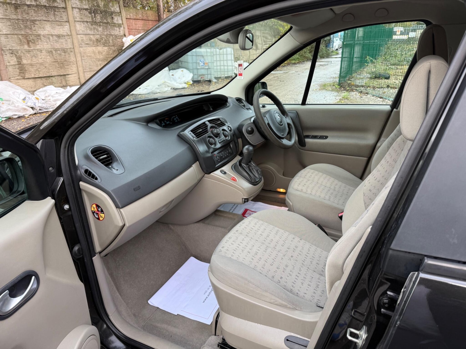 Used Renault Megane 2004 for sale - 77598210: Photo 31