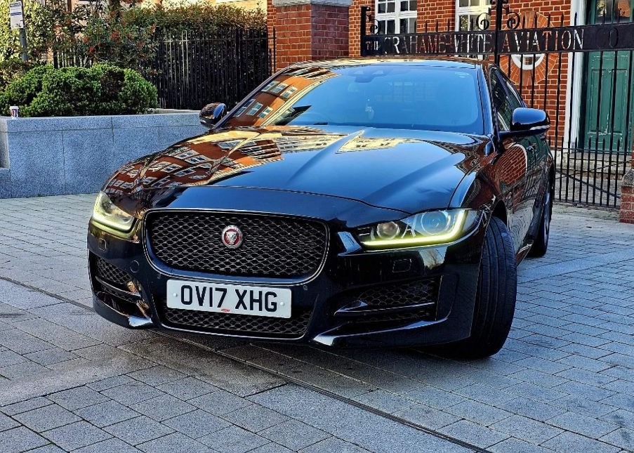 Used Jaguar XE 2017 for sale - 77303977: Photo 6