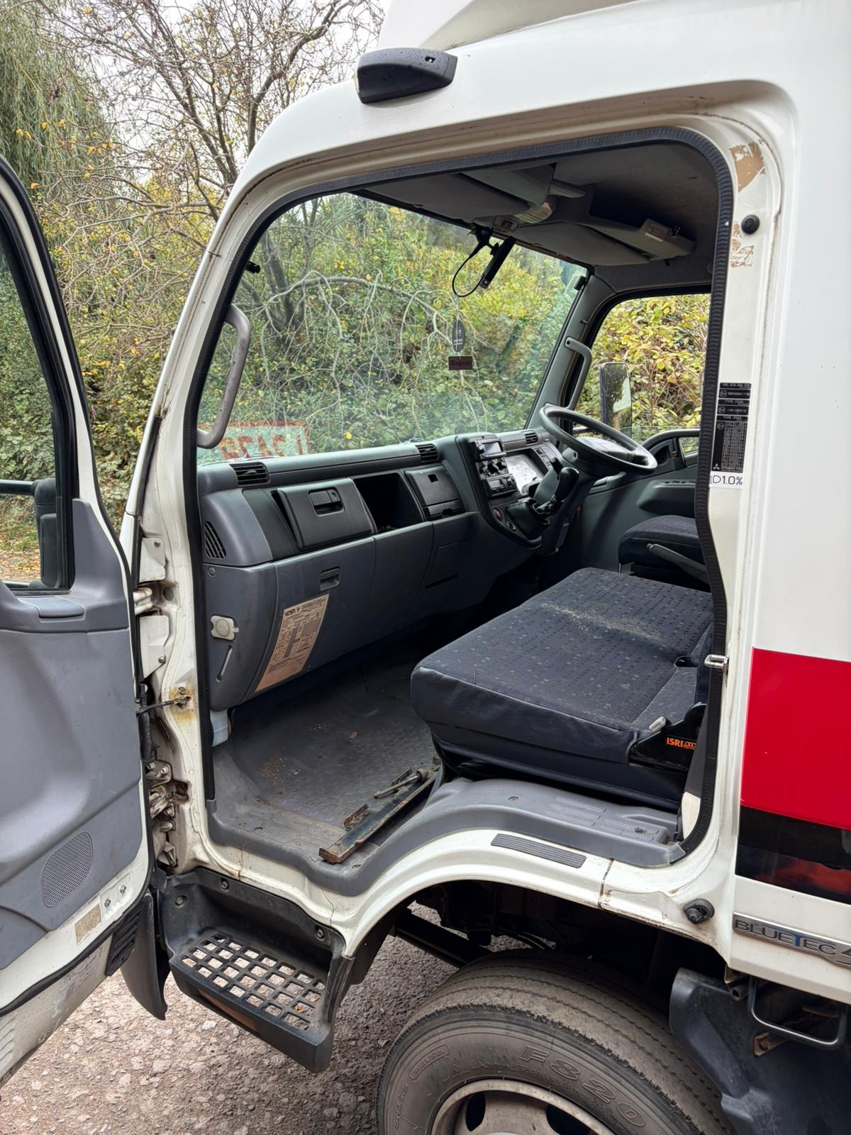 Used Mitsubishi Canter 2012 for sale - 76271851: Photo 4