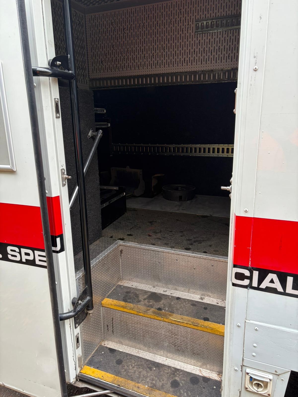 Used Mitsubishi Canter 2012 for sale - 76271851: Photo 8
