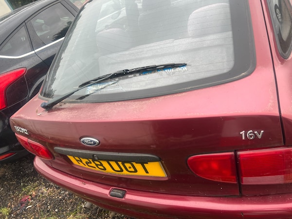 Used Ford Escort 1997 for sale - 76225169: Photo 7