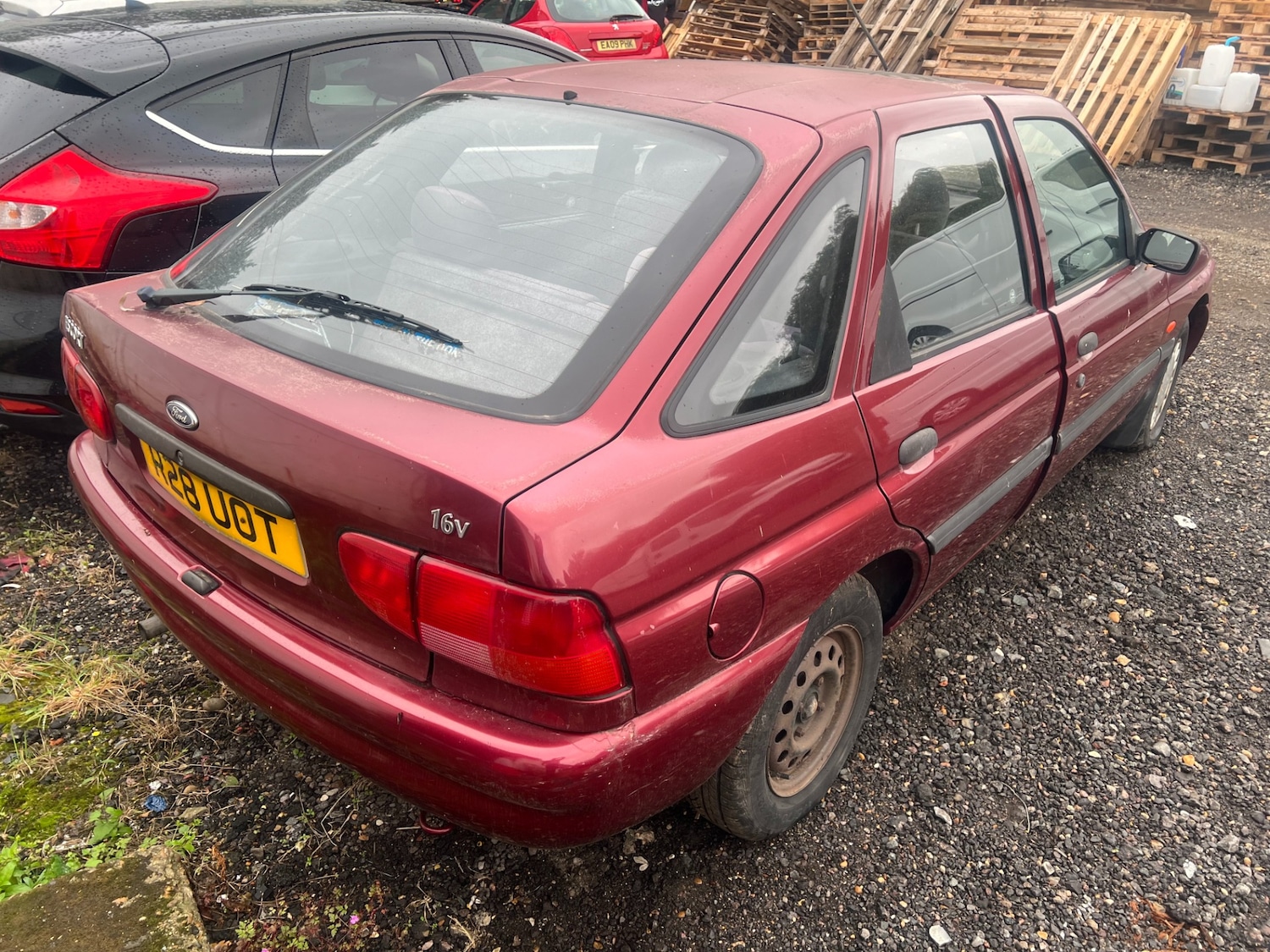 Used Ford Escort 1997 for sale - 76225169: Photo 8