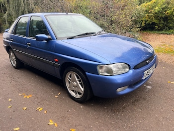 Used Ford Escort 2000 for sale - 76518261: Photo