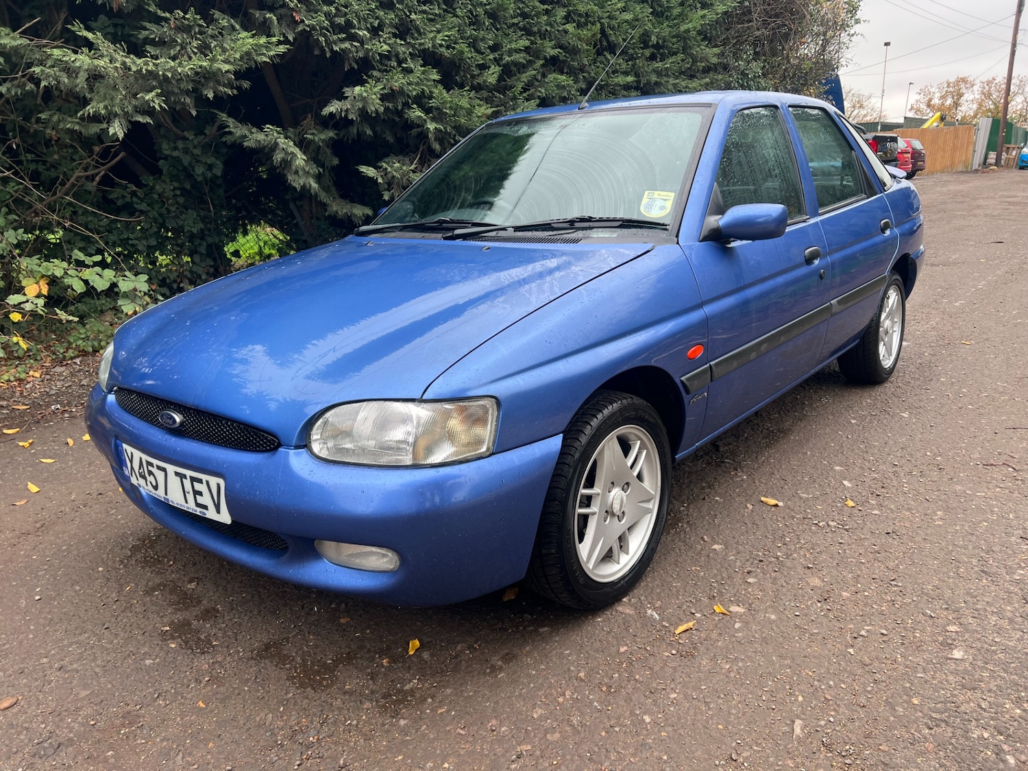 Used Ford Escort 2000 for sale - 76518261: Photo 4