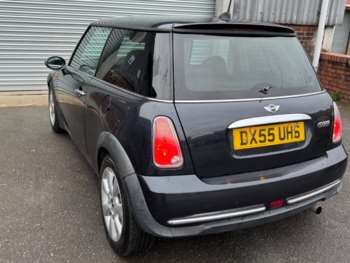 Used MINI Hatch 2005 for sale - 74207076: Photo