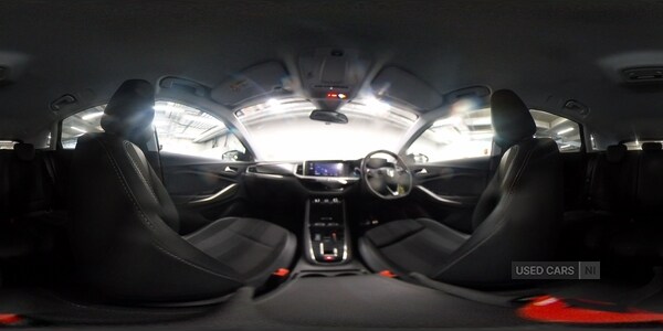 Used Vauxhall Grandland 2023 for sale - 74680597: Photo 2