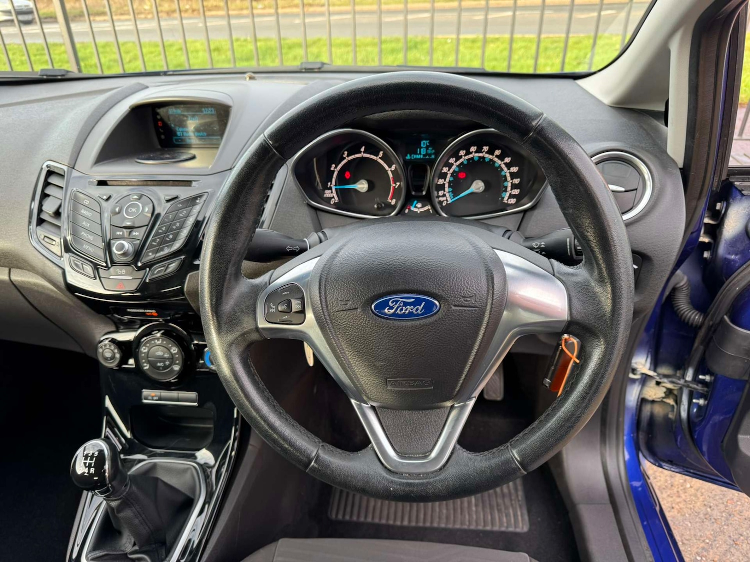 Used Ford Fiesta 2015 for sale - 77094967: Photo 12