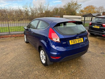 Used Ford Fiesta 2015 for sale - 77094967: Photo