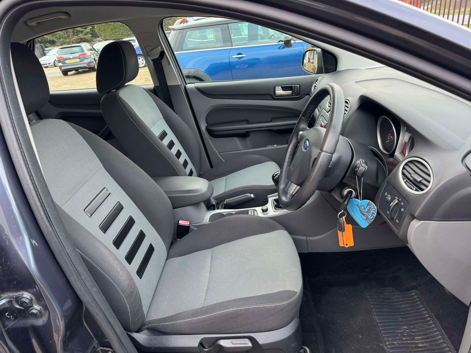 Used Ford Focus 2009 for sale - 76921285: Photo 14