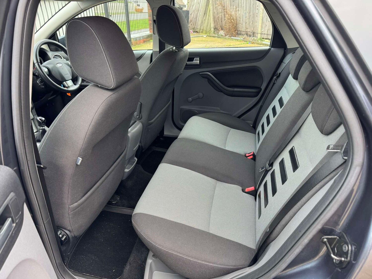 Used Ford Focus 2009 for sale - 76921285: Photo 19