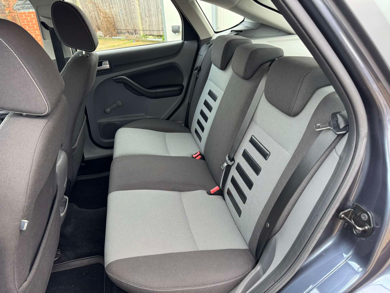 Used Ford Focus 2009 for sale - 76921285: Photo 3