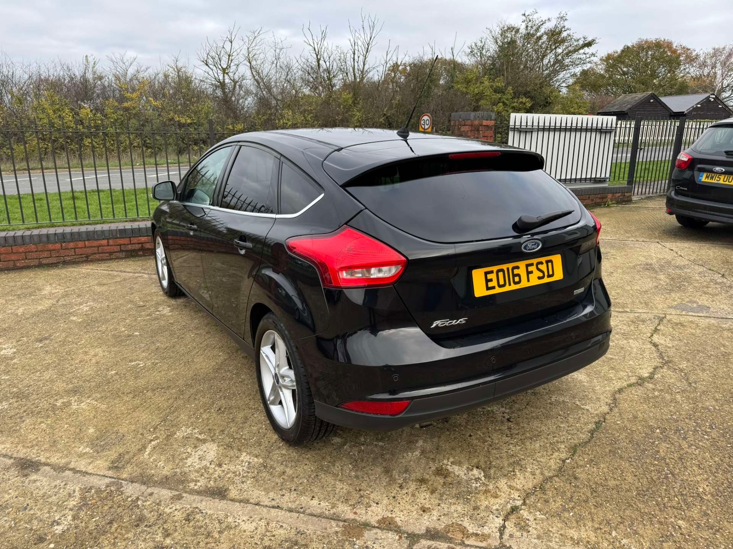 Used Ford Focus 2016 for sale - 76596634: Photo 4