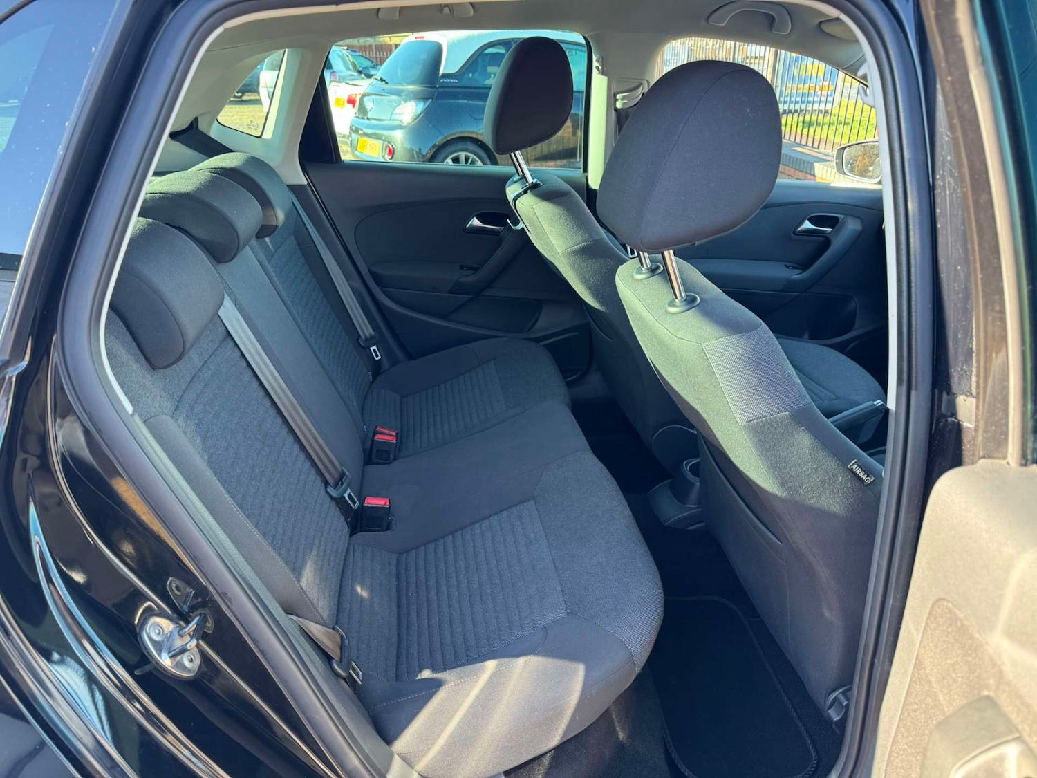 Used Volkswagen Polo 2013 for sale - 77235335: Photo 15