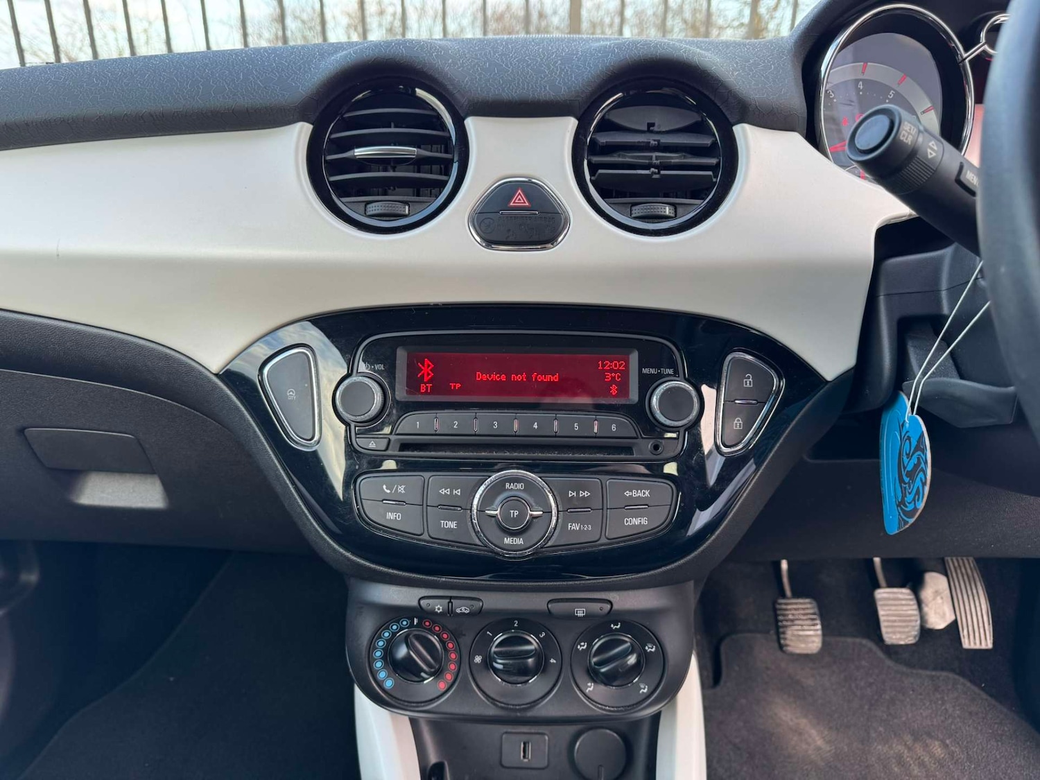 Used Vauxhall ADAM 2014 for sale - 77127358: Photo 14