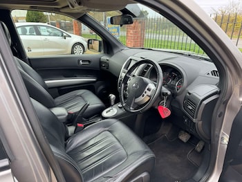 Used Nissan X-Trail 2010 for sale - 76596637: Photo