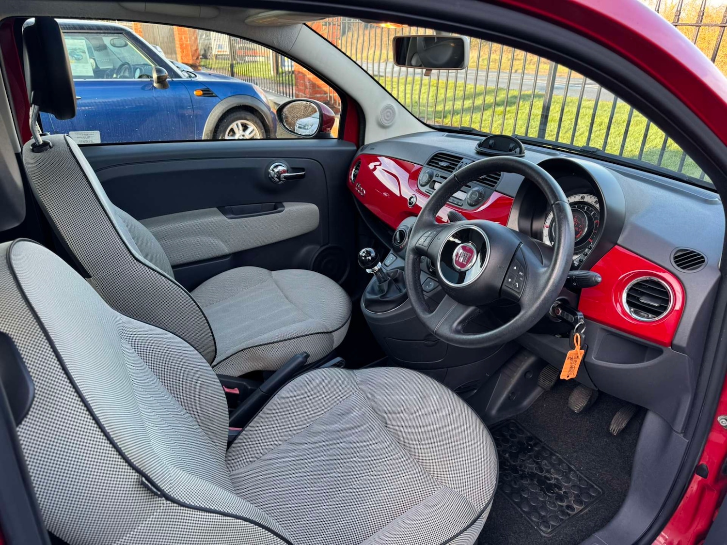 Used Fiat 500 2012 for sale - 76834608: Photo 2