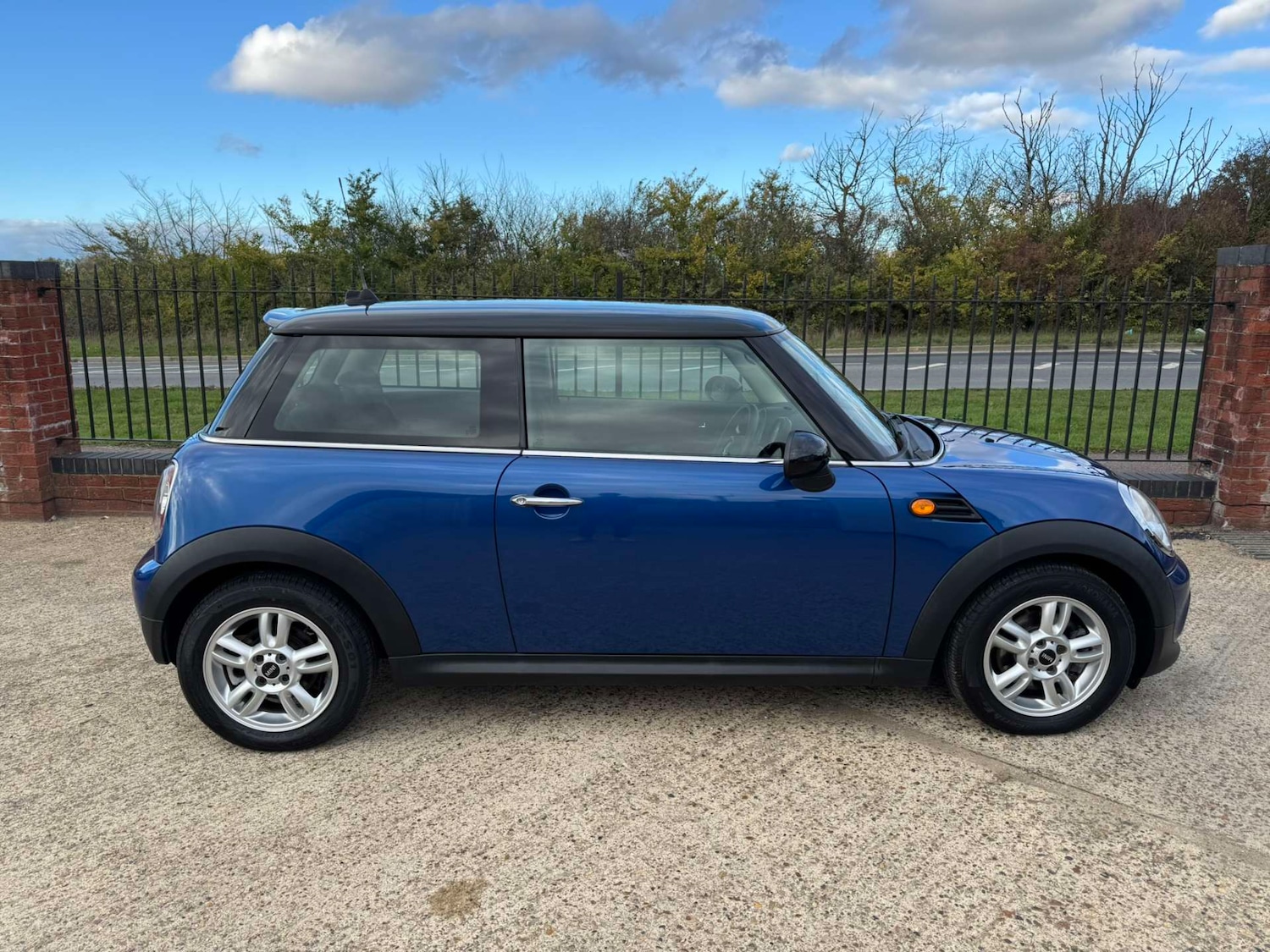 Used MINI Hatch 2012 for sale - 76391889: Photo 10