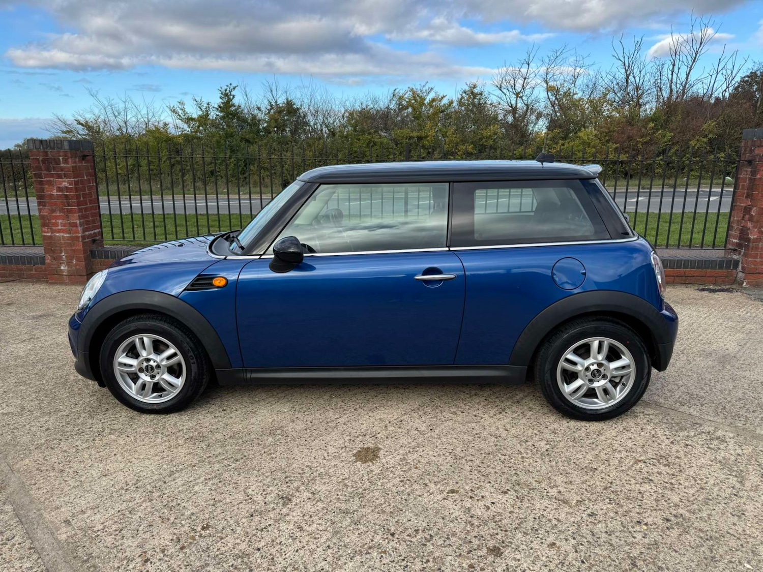 Used MINI Hatch 2012 for sale - 76391889: Photo 7