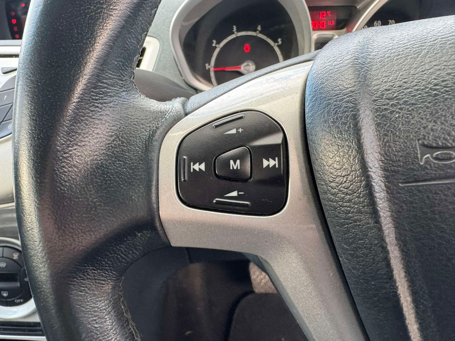 Used Ford Fiesta 2009 for sale - 76391891: Photo 14