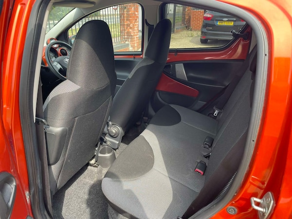 Used Toyota AYGO 2012 for sale - 75574059: Photo 18