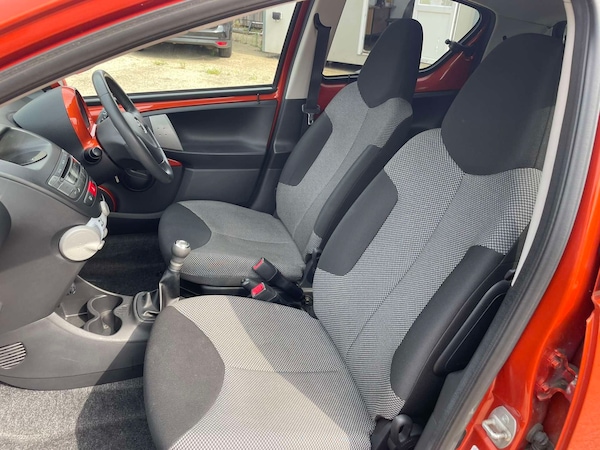 Used Toyota AYGO 2012 for sale - 75574059: Photo 19