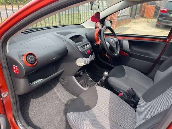 Used Toyota AYGO 2012 for sale - 75574059: Photo 20